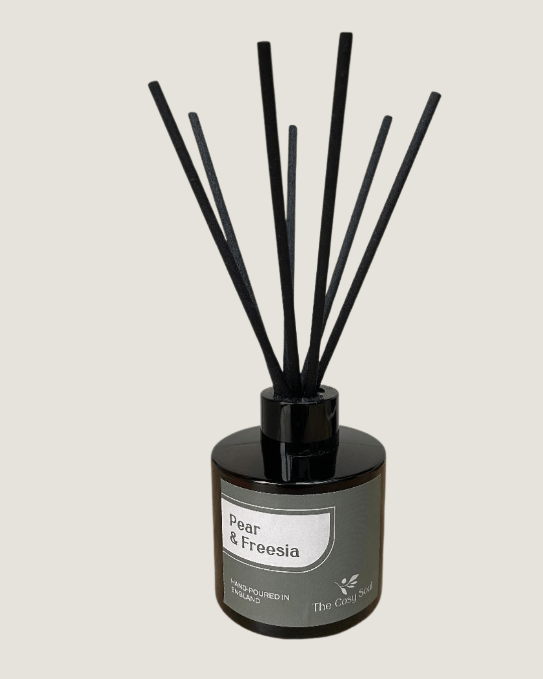 The Cosy Soul Pear and Freesia Reed Diffuser with Black Reeds