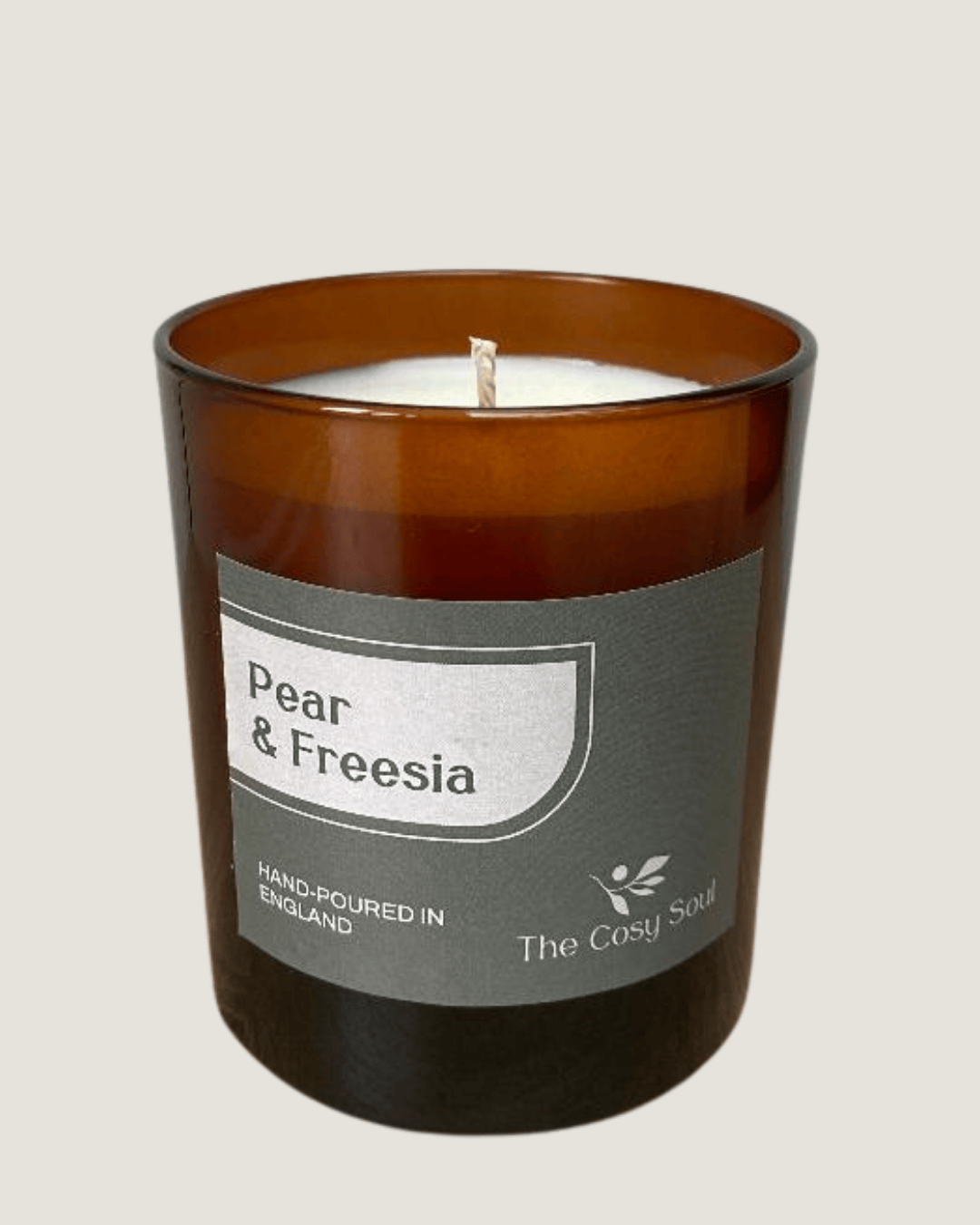 The Cosy Soul candle in the fragrance Pear and Freesia